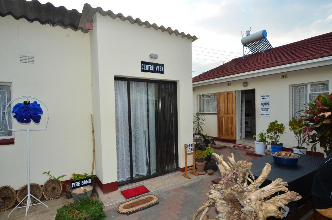 Kwampofu Guest House Harare Buitenkant foto